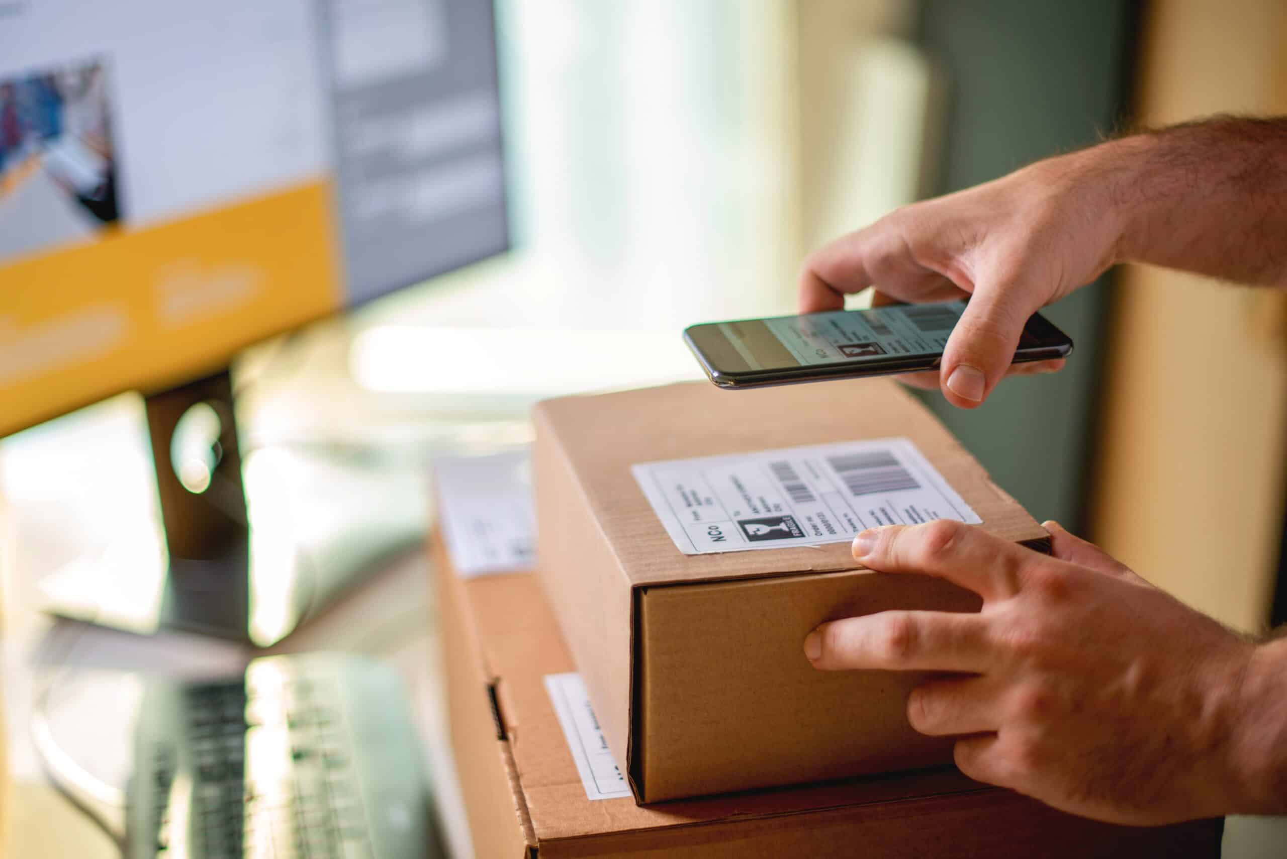 15 Stats About 's Super Fast Shipping and Delivery Service